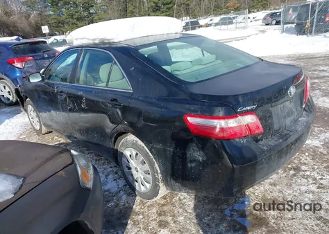2007 Toyota Camry Le z USA, uszkodzony, nr VIN 4T1BE46K07U145855